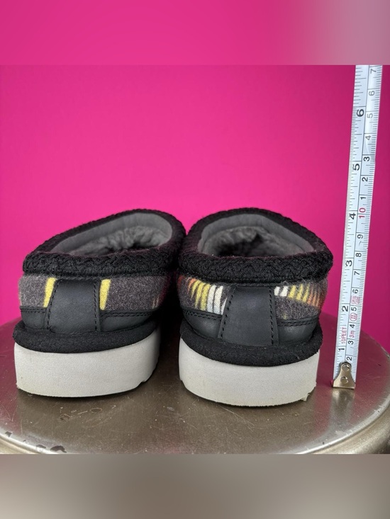 Sandals_&_Flip_Flops
